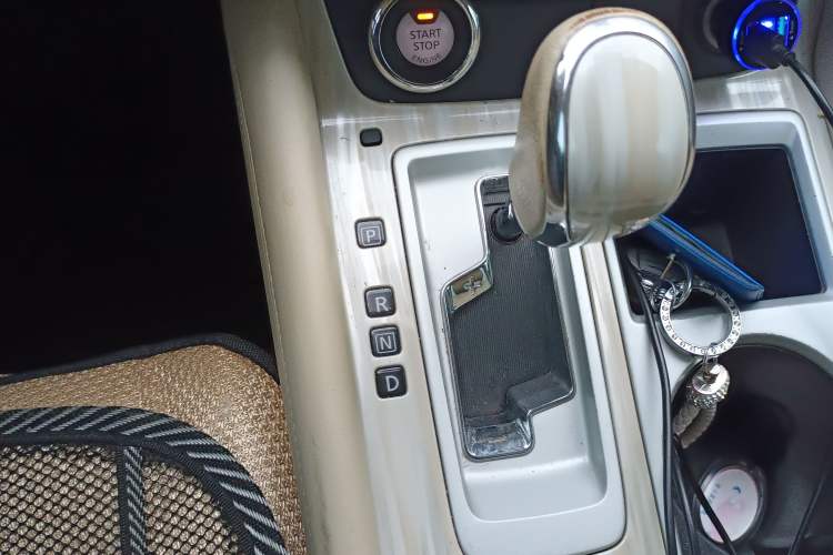 Used Nissan Murano 2019 2.5L XL Two-Wheel Drive Smart Connect Luxury Edition China VI Standard