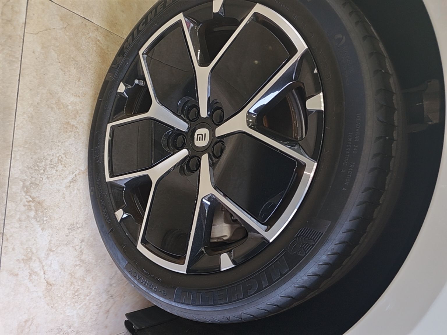 Xiaomi Auto SU7 2024 Rear-Drive Long-Range Intelligent Driving Version — снимка 11