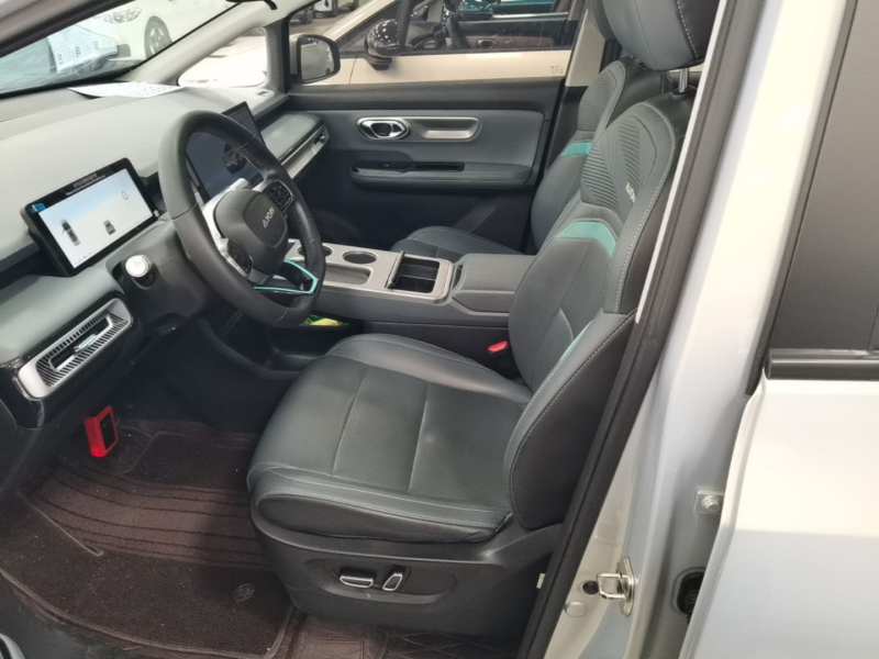 Used AION Y 2023 Younger Star Edition — 14