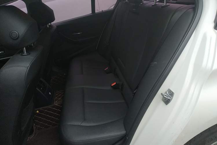 Used BMW 3 Series 2016 316i Fashion Model
