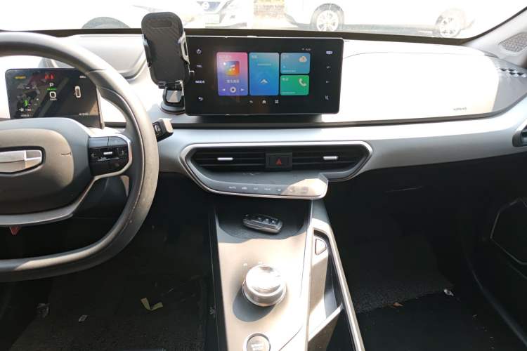 Used Geometry A 2024 410KM Travel Edition