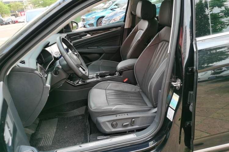 Used Volkswagen Passat 2023 Revised 330TSI Starry Luxury Edition Left Front Seat