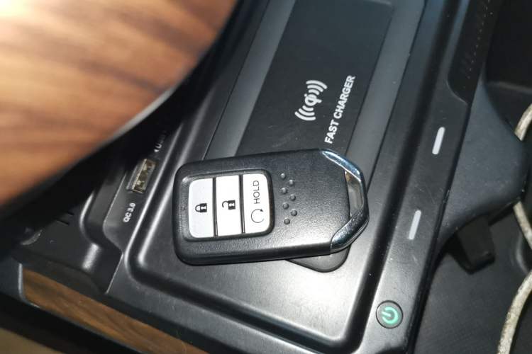 Used Honda CR-V 2019 240TURBO CVT 2WD Fashion Edition China VI Vehicle Key