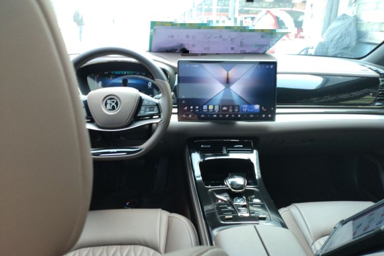 Used BYD Han 2024 DM-i Glory Edition 121KM Elite Model Center Console