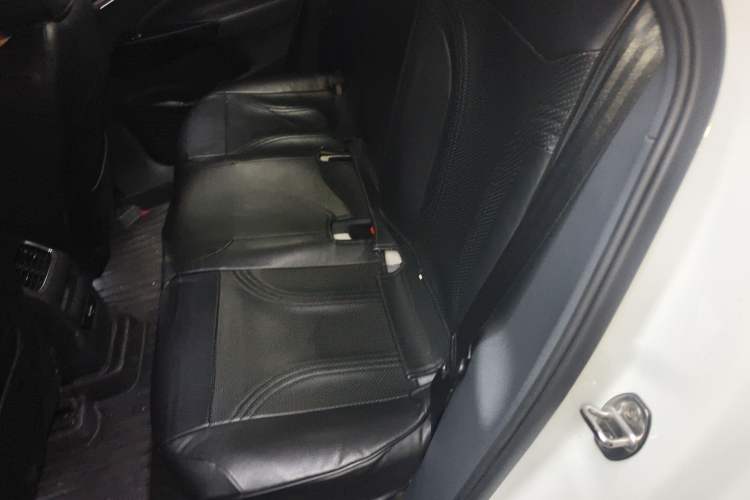 Used Volkswagen ID.4 CROZZ 2022 Pure Edition Limited Edition Left Rear Seat