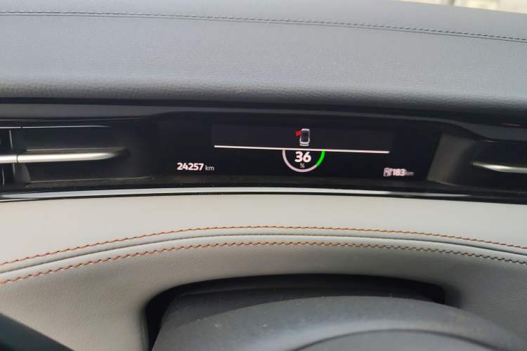 Used Volkswagen ID.7 VIZZION 2024 AIR model Instrument Cluster