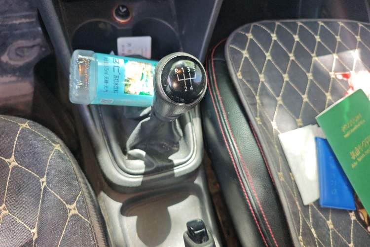 Used Volkswagen Polo 2014 1.4L Manual Fashion Edition