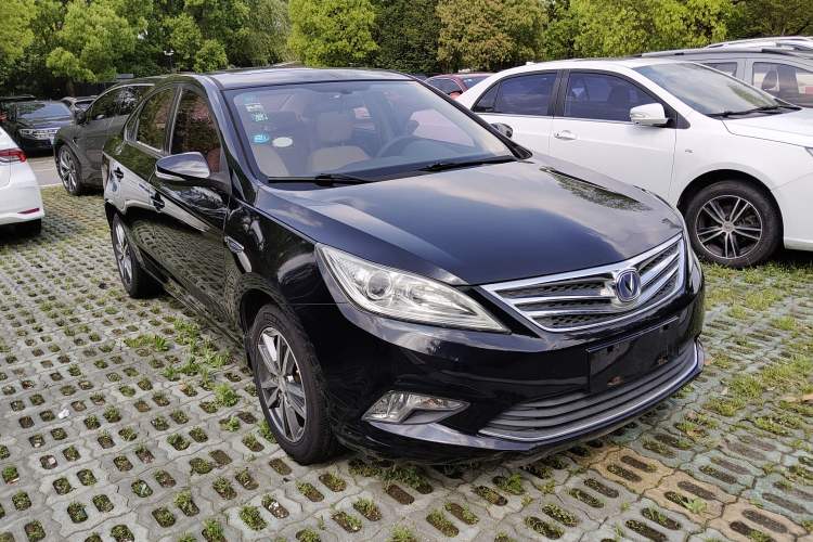 Used CHANGAN Eado 2015 1.6L Manual Luxury Model China V Standard