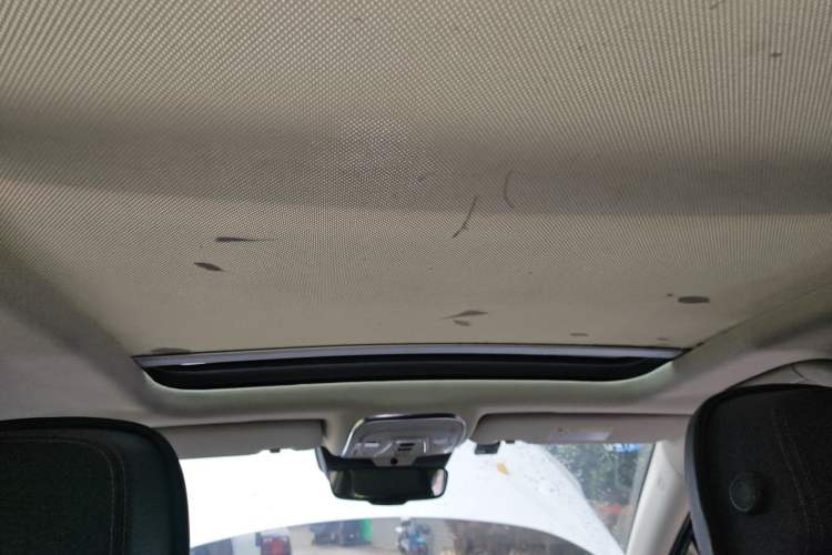 Used BYD Tang New Energy 2018 DM 2.0T All-Wheel Drive Smart Connect Genesis Edition 7 Seats China V Emission Standard Headliner