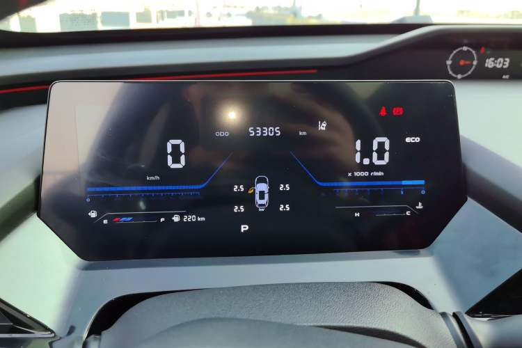 Used CHANGAN OSHAN Z6 2022 Blue Whale 1.5T DCT Luxury Model