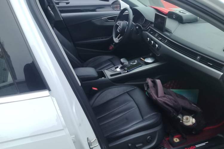 Used Audi A4L 2019 40 TFSI Ambition China VI