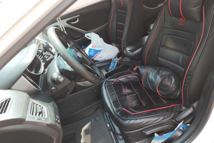 Used Hyundai Elantra (5th Generation / Langdong) 2015 1.6L Manual Leading Model Left Front Seat