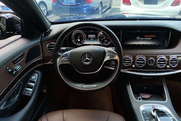 Used Mercedes-Benz S-Class 2014 S 320 L Business Model Steering Wheel