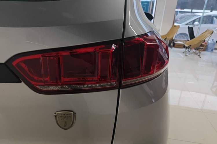 Used Wey VV7 2017 2.0T Flagship Model Right Rear Taillight