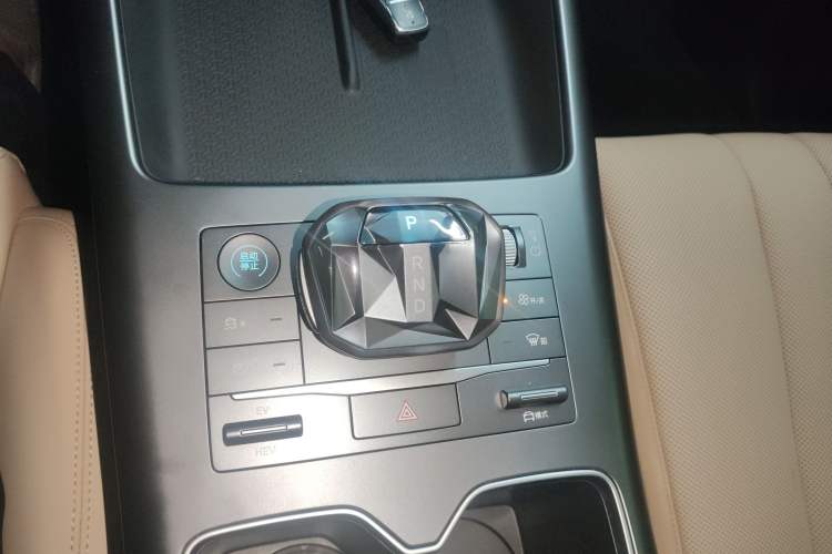 Used BYD Song Pro New Energy 2025 Second-Generation DM-i 75KM Overachiever Trim