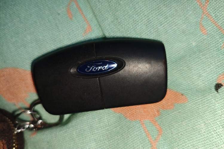 Used Ford Focus 2013 Sedan Classic 1.8L Manual Base Model