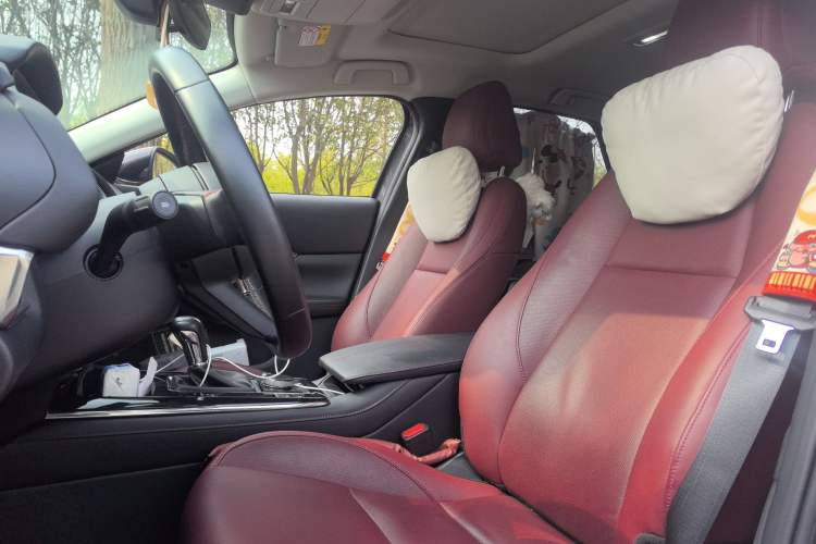 Used Mazda CX-30 2022 2.0L Automatic Yaoyue Edition Obsidian Version
