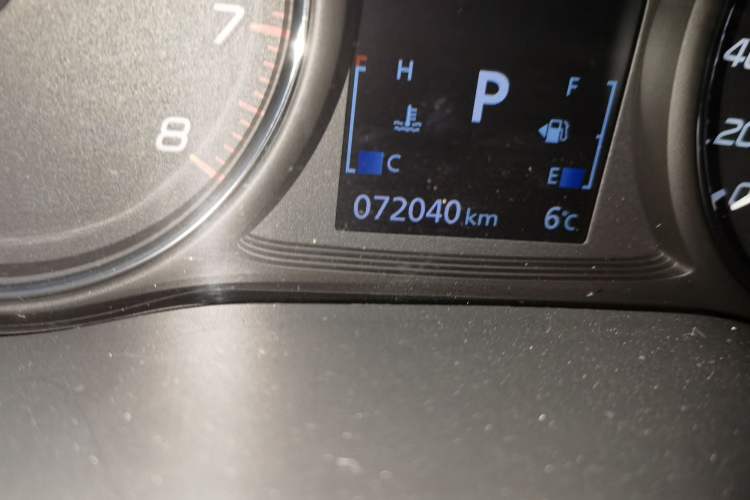 Used Mitsubishi Outlander 2018 2.4L 4x4 Luxury Edition 7-Seater