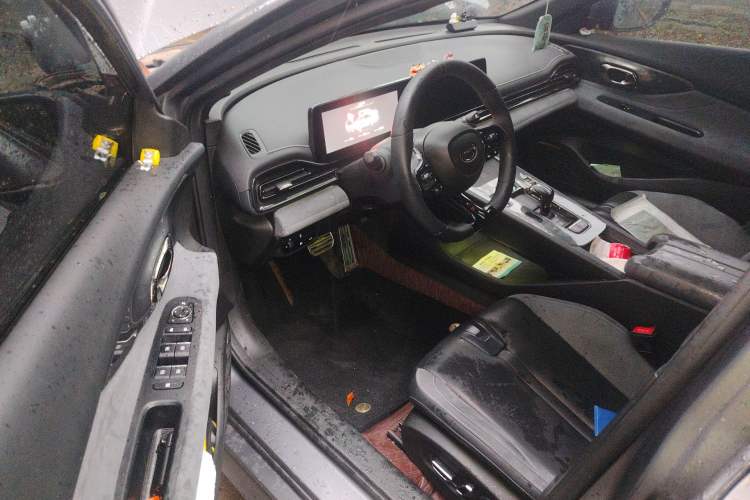 Used GAC Trumpchi EMPOW 2024 400T Automatic Yingbao R MAX Edition
