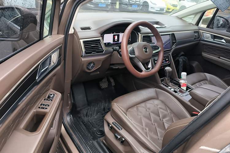 Used Volkswagen Viloran 2020 380TSI Prestige Edition Driver Seat