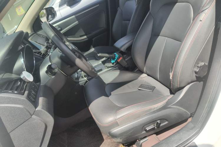 Used Bestune B70 2014 2.0L automatic luxury version