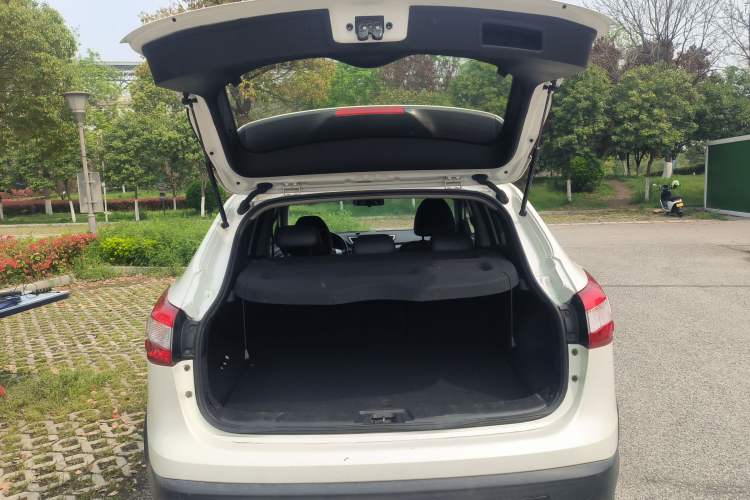 Used Nissan Qashqai 2017 2.0L CVT Smart Enjoyment Version China V Standard