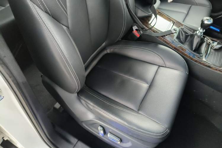 Used Hanteng X7 2016 1.5T Manual Luxury Edition
