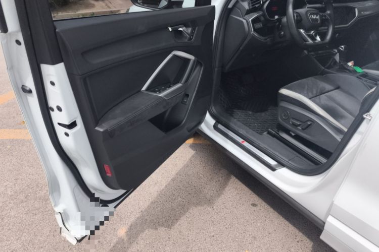 Used Audi Q3 2020 35 TFSI Fashion Dynamic Model
