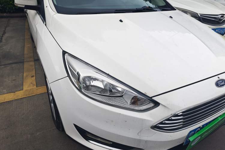 Used Ford Focus 2015 Sedan EcoBoost 180 Automatic Elite Model