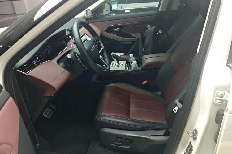 Used Land Rover Range Rover Evoque 2022 Aurora L 249 PS R-Dynamic Luxury Edition