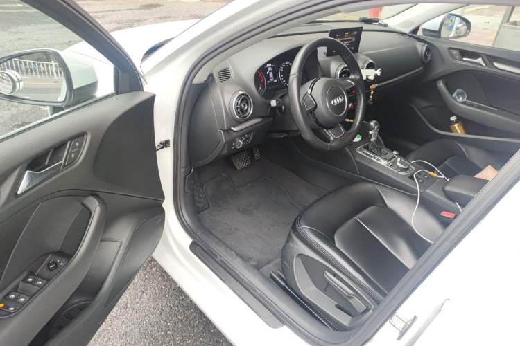 Used Audi A3 2016 Limousine 35 TFSI Ambition Edition