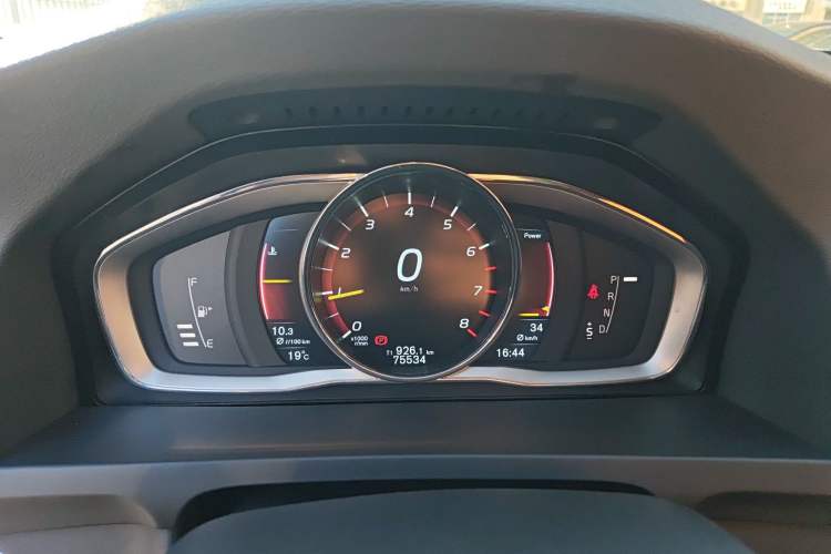 Used Volvo S60 2016 S60L T5 Smart Upgrade Edition
