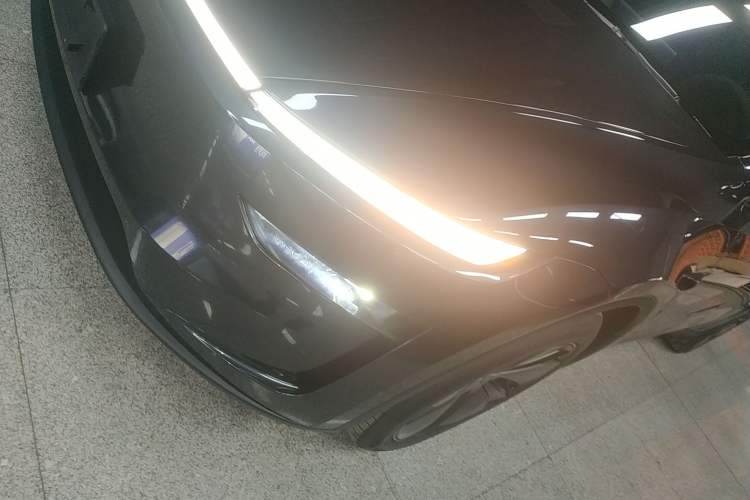 Used Tesla Model Y 2025 Long-Range All-Wheel-Drive Version Left Front Headlight