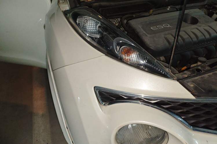 Used Infiniti ESQ 2014 1.6L Spontaneous Edition