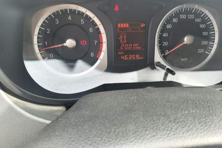 Used Venucia R50X 2013 1.6L Manual Model
