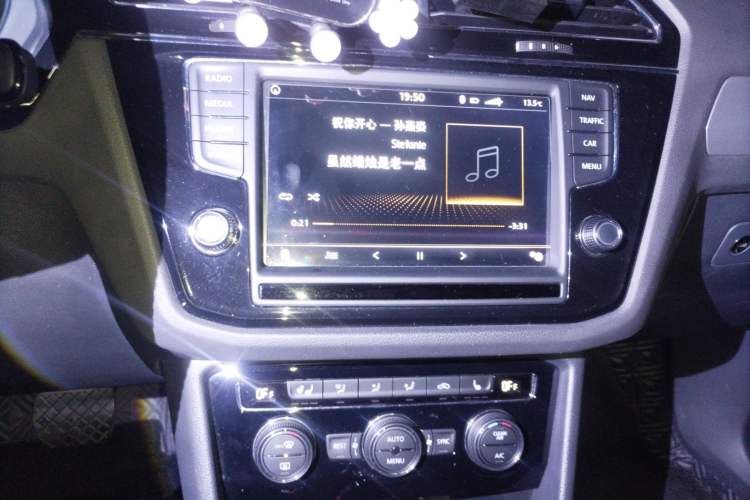 Used Volkswagen Tiguan L 2018 330TSI Automatic Two-Wheel Drive Flagship Edition
