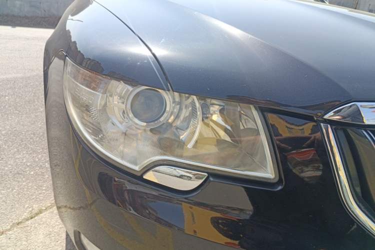 Used Skoda Superb 2012 1.8TSI Automatic Elegant Edition Right Front Headlight