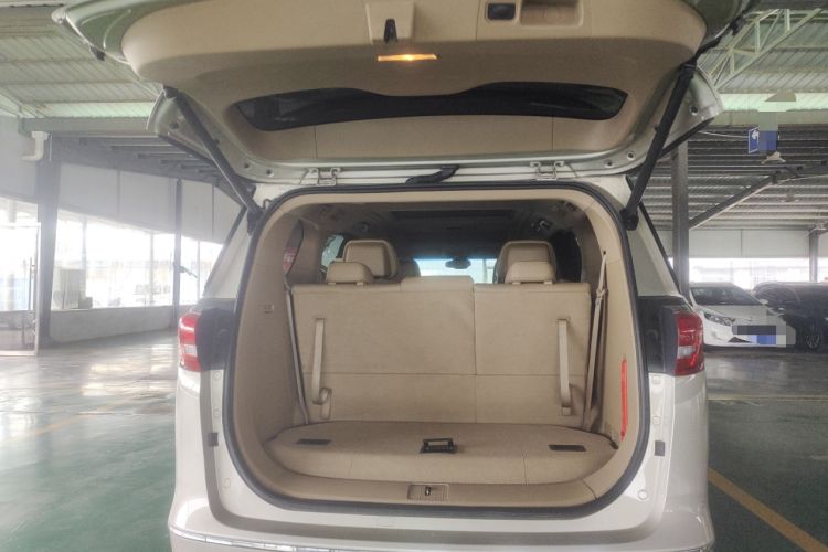 Used Buick GL8 2017 ES 28T Luxury Model China V Standard Trunk