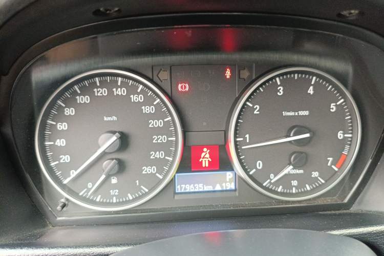 Used BMW X1 2014 sDrive18i Leading Model Instrument Cluster