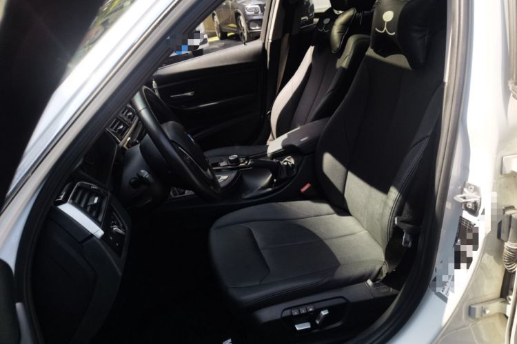 Used BMW 3 Series 2017 320Li Fashion Model
