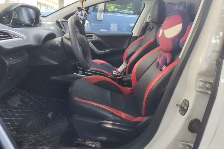 Used Peugeot 2008 2014 1.6L Automatic Fashion Edition