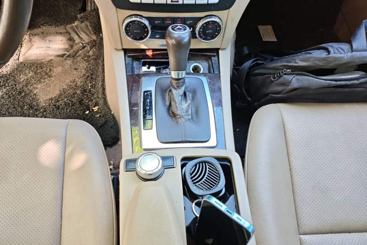 Used Mercedes-Benz C-Class 2011 C 200 CGI Elegant Model
