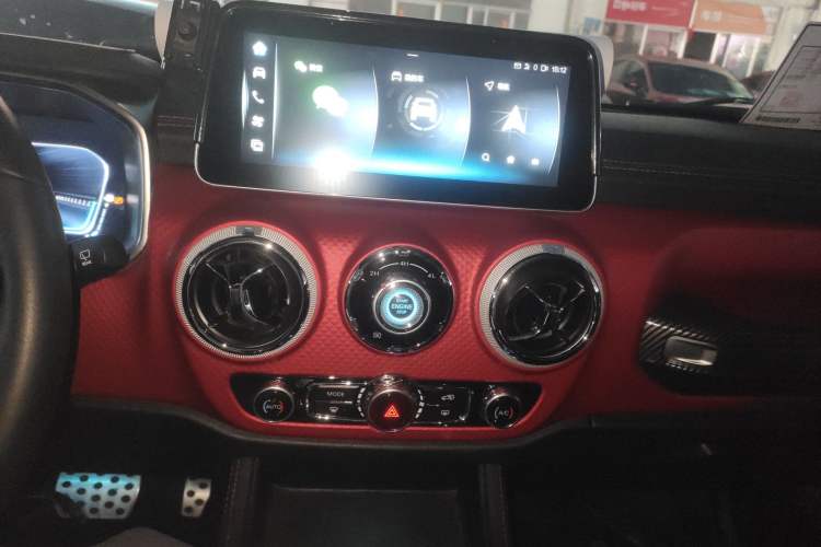 Used BAIC Off-Road BJ40 2023 2.0D Automatic Four-Wheel Drive Blade Hero Edition Adventurer Type
