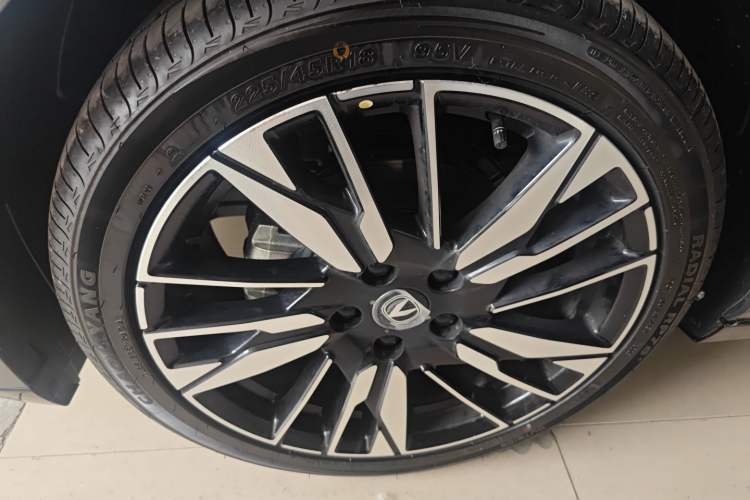 Used CHANGAN Eado 2026 Model, Fourth Generation, 1.5T 500Bar Smart Enjoyment Edition