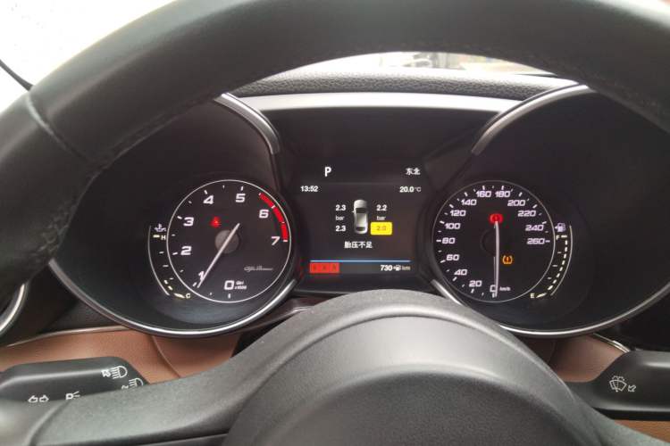 Used Alfa Romeo Giulia 2017 2.0T 200HP Luxury Edition Instrument Cluster