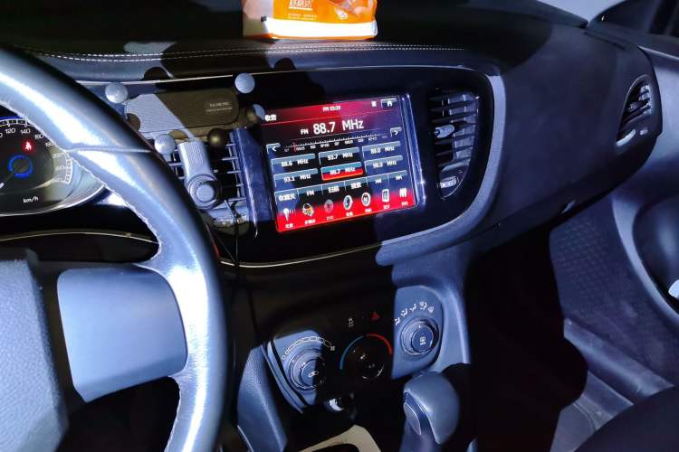 Used Fiat Ottimo 2014 1.4T Automatic Comfort Edition Audio And AC Panel