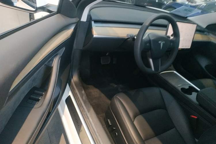 Used Tesla Model 3 2022 Rear-Wheel-Drive Version

