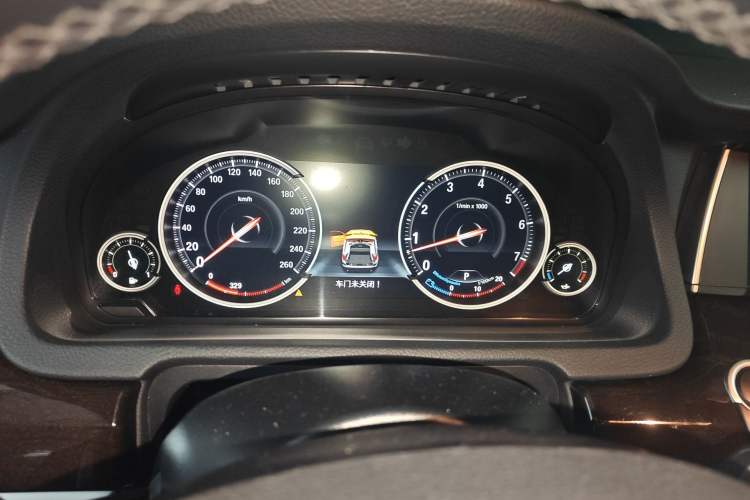 Used BMW 5 Series GT 2014 535i Leading Model Instrument Cluster