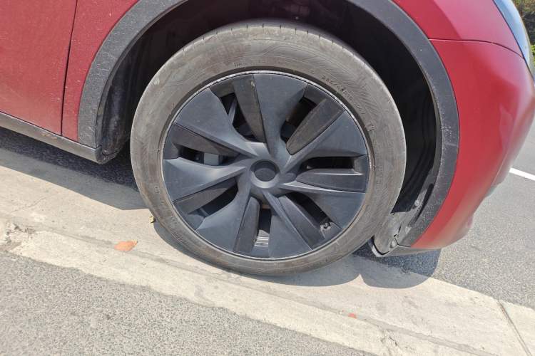 Used Tesla Model Y 2024 Rear-Wheel-Drive Version