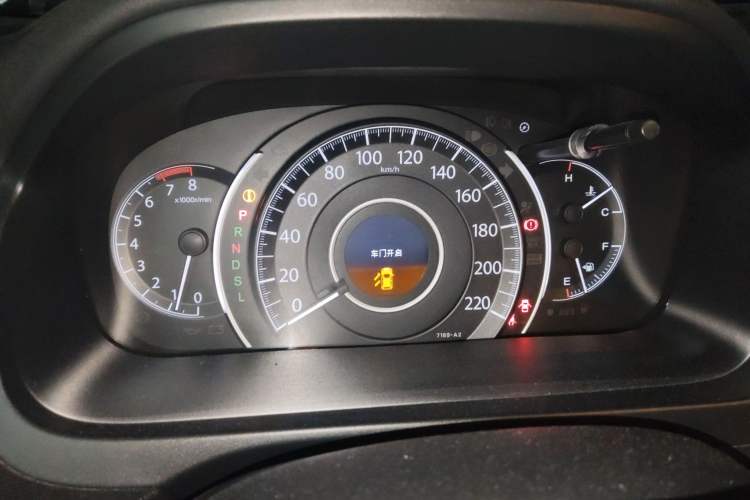 Used Honda CR-V 2015 2.4L four-wheel drive luxury version Instrument Cluster